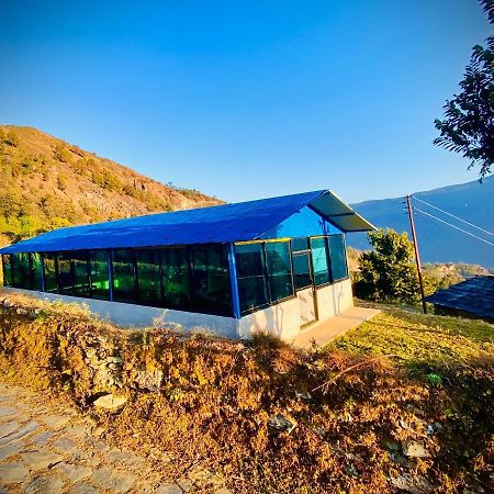 Aroma Tourist Hostel Pokhara Eksteriør bilde