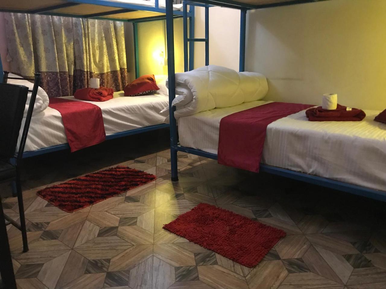 Aroma Tourist Hostel Pokhara Eksteriør bilde