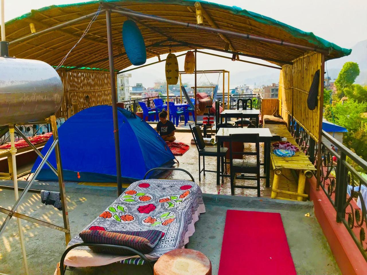 Aroma Tourist Hostel Pokhara Eksteriør bilde