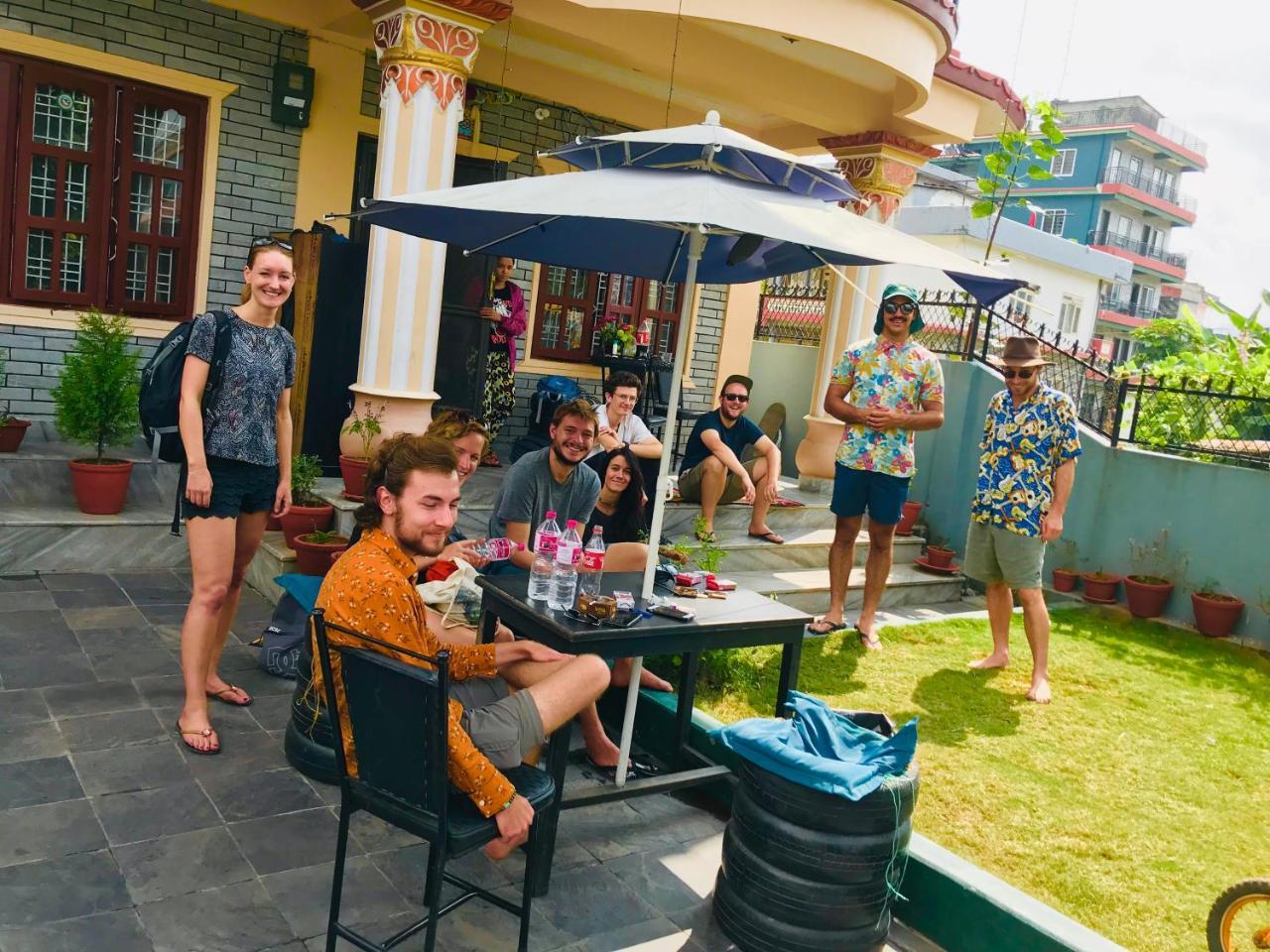 Aroma Tourist Hostel Pokhara Eksteriør bilde