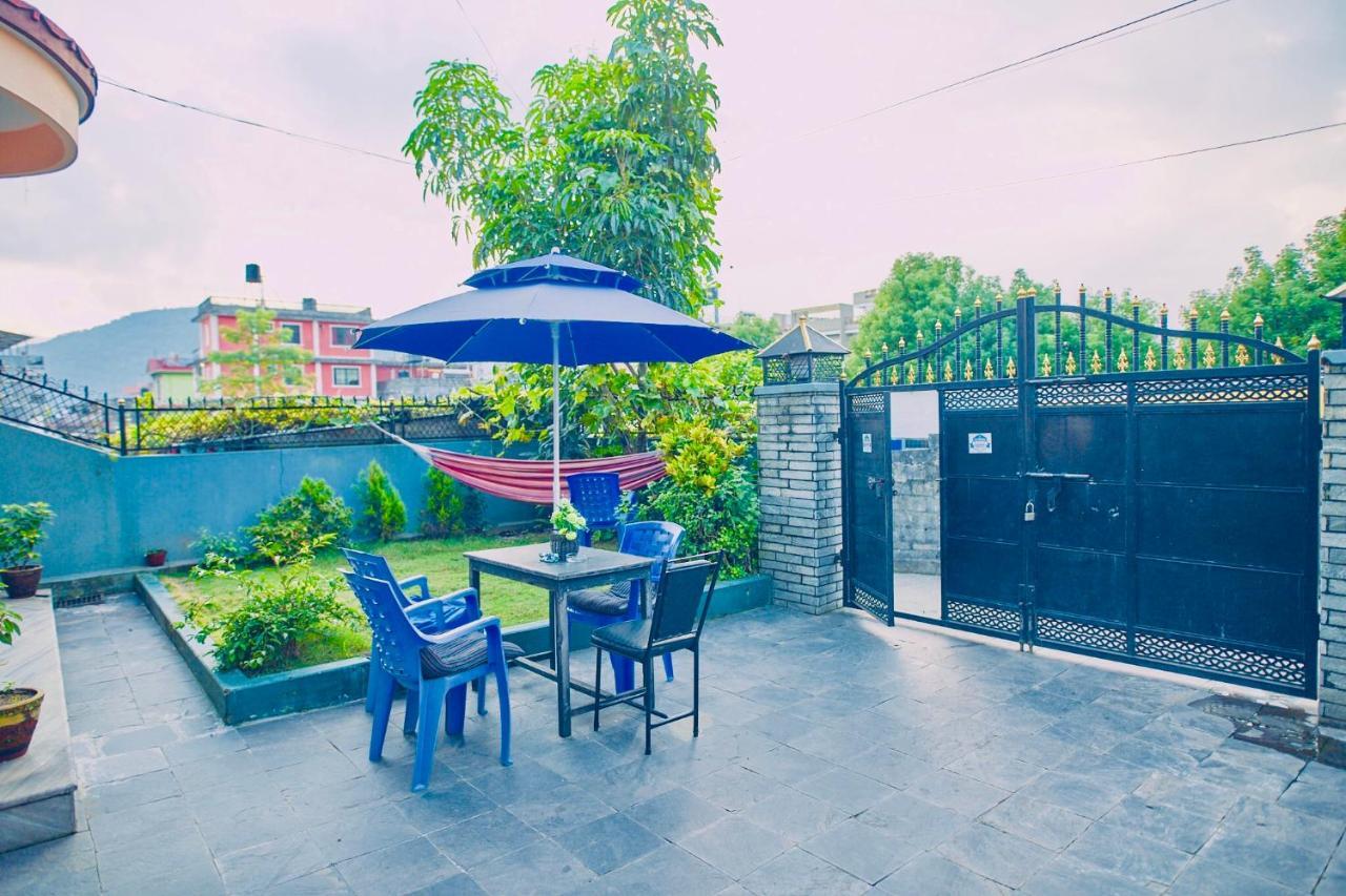Aroma Tourist Hostel Pokhara Eksteriør bilde